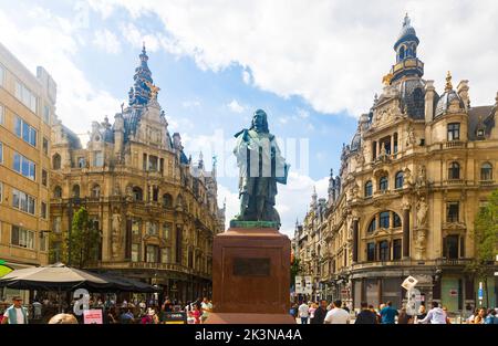 Statue von David Teniers in der Leysstraat, Antwerpen Stockfoto