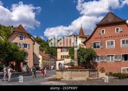 Die historische Altstadt von Saint-Ursanne, Schweiz, Europa | die historische Altstadt von Saint-Ursanne, Schweiz, Europa Stockfoto