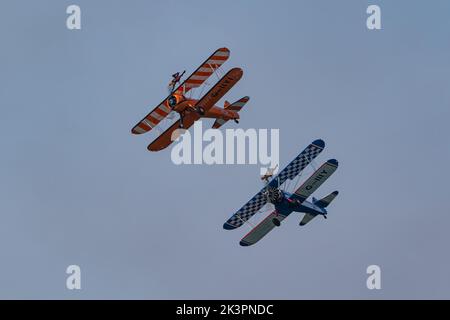 Aero Superbatics WingWalking Team zeigt auf der Blackpool Air Show 2022 Stockfoto