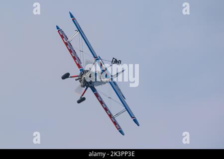 Aero Superbatics WingWalking Team zeigt auf der Blackpool Air Show 2022 Stockfoto