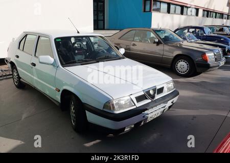 1994 Alfa Romeo 33 Imola beim Oldtimertreffen in Torremolinos, Provinz Malaga, Spanien. Stockfoto