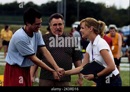 Johnny Knoxville, Brian Cox & Katherine Heigl Film: The Ringer (2005) Charaktere: Steve Barker,Gary Barker & Lynn Sheridan Regie: Barry W Blaustein 01. August 2005 **WARNUNG** Dieses Foto ist nur für redaktionelle Verwendung bestimmt und unterliegt dem Copyright von 20 CENTURY FOX und/oder des Fotografen, der von der Film- oder Produktionsfirma beauftragt wurde und darf nur durch Publikationen im Zusammenhang mit der Bewerbung des oben genannten Films reproduziert werden. Eine obligatorische Gutschrift an 20 CENTURY FOX ist erforderlich. Der Fotograf sollte auch bei Bekanntwerden des Fotos gutgeschrieben werden. Ohne schriftliche Genehmigung des Films kann keine kommerzielle Nutzung gewährt werden Stockfoto