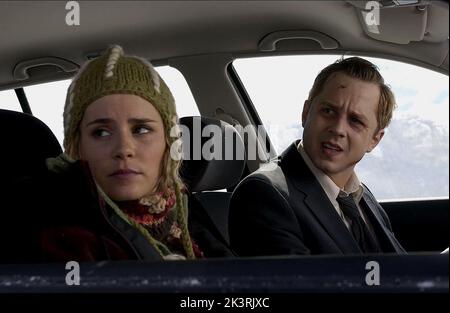 Alison Lohman & Giovanni Ribisi Film: The Big White (2005) Charaktere: Tiffany & Ted Regie: Mark Mylod 13 May 2005 **WARNUNG** Dieses Foto ist nur für den redaktionellen Gebrauch bestimmt und unterliegt dem Copyright von MOMENTUM PICORS und/oder des Fotografen, der von der Film- oder Produktionsfirma beauftragt wurde und darf nur von Publikationen im Zusammenhang mit der Bewerbung des oben genannten Films reproduziert werden. Eine obligatorische Gutschrift für MOMENTUM-BILDER ist erforderlich. Der Fotograf sollte auch bei Bekanntwerden des Fotos gutgeschrieben werden. Ohne schriftliche Genehmigung der Film Company kann keine kommerzielle Nutzung gewährt werden. Stockfoto