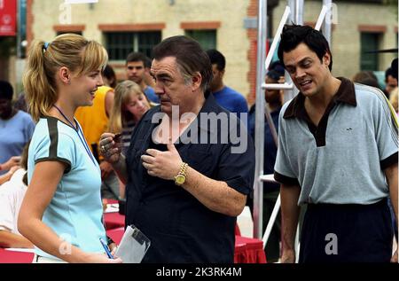 Katherine Heigl, Brian Cox & Johnny Knoxville Film: The Ringer (2005) Charaktere: Lynn Sheridan,Gary Barker & Steve Barker Regie: Barry W Blaustein 01. August 2005 **WARNUNG** Dieses Foto ist nur für redaktionelle Verwendung bestimmt und unterliegt dem Copyright von 20 CENTURY FOX und/oder des Fotografen, der von der Film- oder Produktionsfirma beauftragt wurde und darf nur durch Publikationen im Zusammenhang mit der Bewerbung des oben genannten Films reproduziert werden. Eine obligatorische Gutschrift an 20 CENTURY FOX ist erforderlich. Der Fotograf sollte auch bei Bekanntwerden des Fotos gutgeschrieben werden. Ohne schriftliche Genehmigung des Films kann keine kommerzielle Nutzung gewährt werden Stockfoto