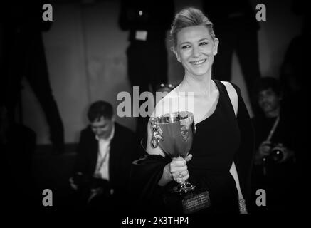 Venedig, Italien. 10. September 2022. Auswahl von Schwarz-Weiß-Aufnahmen vom Filmfestival Venedig 79. Cate Blanchett Credit: Independent Photo Agency/Alamy Live News Stockfoto