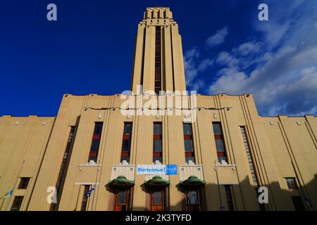 MONTREAL, KANADA -16 SEP 2022- Blick auf den Campus der Universite de Montreal, einer französischsprachigen Universität im Viertel Cote-des-Neiges Stockfoto