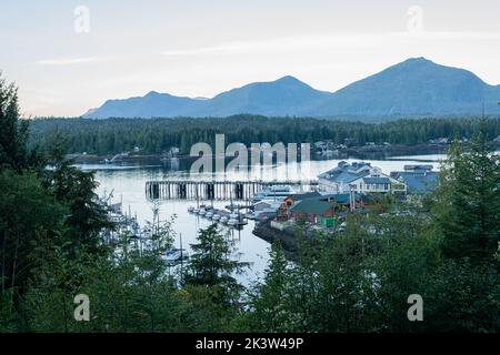 Der Blick auf den Thomas Basin Boat Harbor von der Cape Fox Lodge in Ketchikan, Alaska. Stockfoto