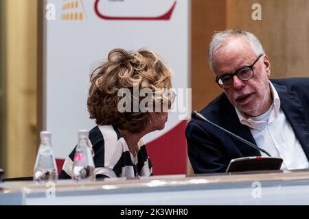 Eomw, Italien. 21. September 2022. (9/21/2022) der Gründer der Gemeinschaft von Sant'Egidio Andrea Riccardi während der Präsentation des Buches: "Il silenzio che urla. L'attentato alla sinagoga di Roma del 9 ottobre 1982' von Gadiel Gaj Tachè, anlässlich des Jahrestages der Attentat auf dem Tempio Maggiore in Rom am 9. Oktober 1982 durch palästinensische Terroristen, bei der der zweijährige Stefano Gay Tachè ermordet wurde. (Foto: Andrea Ronchini/Pacific Press/Sipa USA) Quelle: SIPA USA/Alamy Live News Stockfoto