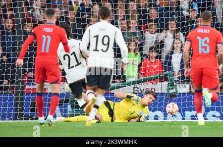 Ilkay Gündogan, DFB 21 Punkte, schießt Tor, Treffer, Torschuss, 0-1 beim UEFA Nations League 2022 Spiel ENGLAND - DEUTSCHLAND in der Saison 2022/2023 am 26. September 2022 in London, Großbritannien. © Peter Schatz / Alamy Live News Stockfoto
