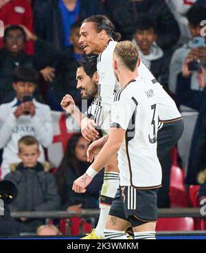 Ilkay Gündogan, DFB 21 Punkte, schießt Tor, Treffer, Torschuss, 0-1, feiert sein Ziel, glücklich, lachend, Feier, Leroy SANE, DFB 19 im UEFA Nations League 2022 Spiel ENGLAND - DEUTSCHLAND in der Saison 2022/2023 am 26. September 2022 in London, Großbritannien. © Peter Schatz / Alamy Live News Stockfoto