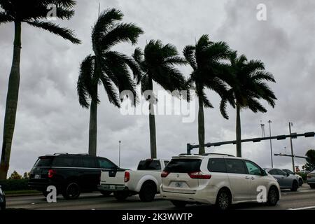 South Florida, USA. 28. September 2022. Hurrikan Ian landete mit strukturellen Schäden, Überschwemmungsgebiet, Starkregen, Gebäudeschäden in Süd-Florida. Kredit: Yaroslav Sabitov/YES Market Media/Alamy Live Nachrichten Stockfoto