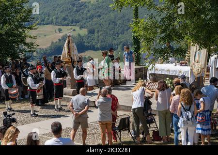 Teverga, Asturien, Spanien, 15. August 2022. Festival von El Cebrano in der Stadt Carrea, in Teberga, Asturien. Stockfoto