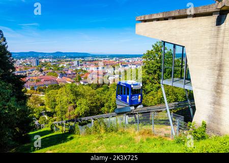 Schlossbergbahn Seilbahn zum Schlossberg, Blick auf die Stadt, Freiburg im Breisgau, Deutschland Stockfoto