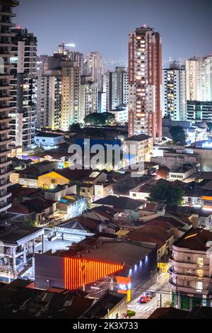 Nachtansicht von Tatuape, Sao Paulo Brasilien. 14. September 2022. Stockfoto