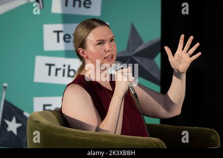 Austin, TX, USA. 24. September 2022. Die investigative Journalistin und Podcasterin JESSICA LUTHER während einer Interviewsitzung beim jährlichen Texas Tribune Festival in der Innenstadt von Austin am 24. September 2022. (Bild: © Bob Daemmrich/ZUMA Press Wire) Stockfoto