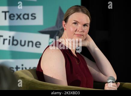 Austin, TX, USA. 24. September 2022. Die investigative Journalistin und Podcasterin JESSICA LUTHER während einer Interviewsitzung beim jährlichen Texas Tribune Festival in der Innenstadt von Austin am 24. September 2022. (Bild: © Bob Daemmrich/ZUMA Press Wire) Stockfoto