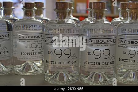 Dr. Osbournes Spirits, Schottland, Großbritannien, Scottish Dry Gin Stockfoto