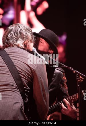 London, Großbritannien. 28.. September 2022. Pete Doherty und Carl Barat im Roundhouse, bei den AIM Awards. Cristina Massei/Alamy Live News Stockfoto