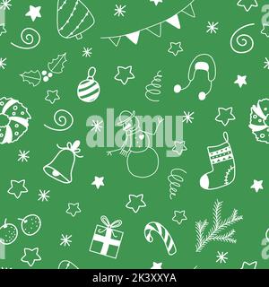 Vektor weihnachten und Neujahr nahtlose Muster mit weißen Kritzeleien Elemente auf grünem Hintergrund. Niedlicher Cartoon-Schneemann, Glocke, Geschenkbox, Orangen, Christm Stock Vektor
