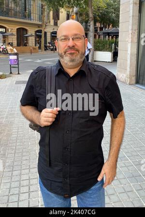 Barcelona, Spanien. 28. September 2022. Der katalanische Politologe und Juraprofessor Jose Luis Marti ist einer der bekanntesten Experten Spaniens in Fragen der Unabhängigkeitsbewegung im Nordosten des Landes. Fünf Jahre nach dem chaotischen Unabhängigkeitsreferendum sieht er derzeit die Separatisten gespalten und geschwächt. Quelle: Jan-Uwe Ronneburger/dpa/Alamy Live News Stockfoto