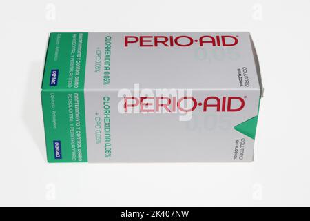 PERIO AID MANTENIMIENTO COLUTORIO 150 ML Stockfoto