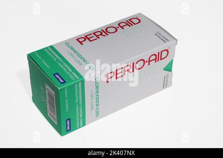 PERIO AID MANTENIMIENTO COLUTORIO 150 ML Stockfoto