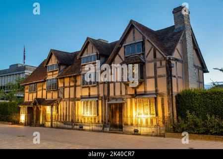 William Shakespeare Geburtsort im Morgengrauen. Henley Street, Stratford-upon-Avon, Warwickshire, England Stockfoto