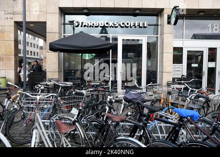 Kopenhagen /Dänemark/29. September 2022/ Starbucks Coffee Cafe der Seattle-Kette in der dänischen Hauptstadt Kopenhagen. (Foto..Francis Joseph Dean/Dean Picturs. Stockfoto