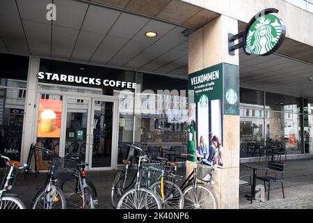 Kopenhagen /Dänemark/29. September 2022/ Starbucks Coffee Cafe der Seattle-Kette in der dänischen Hauptstadt Kopenhagen. (Foto..Francis Joseph Dean/Dean Picturs. Stockfoto