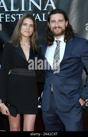 Santa Catalina Island, CA. 23. September 2022. Nicoletta Nomicuo, Jairus Williams bei der Ankunft zum Catalina Film Festival 2022 - FR, Santa Catalina Island, CA 23. September 2022. Kredit: Priscilla Grant/Everett Collection/Alamy Live Nachrichten Stockfoto