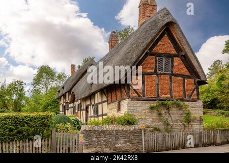 Anne Hathaway's Cottage in Shottery, Stratford-upon-Avon, Großbritannien. Stockfoto