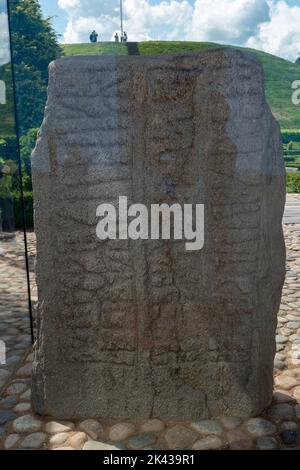 Berühmter Runenstein im Weltkulturerbe Jelling, Dänemark Stockfoto