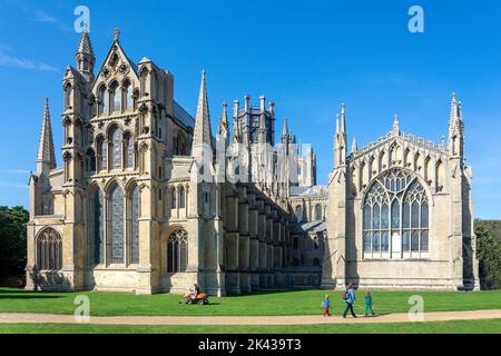 Presbyterium und Octagon Tower of Ely Cathedral, Ely, Cambridgeshire, England, Vereinigtes Königreich Stockfoto