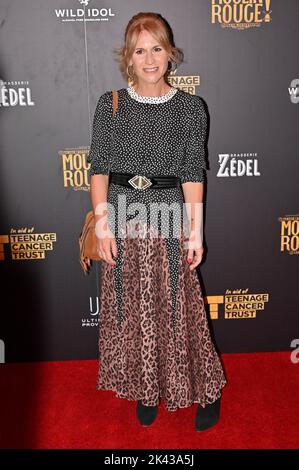 London, UK, 29/09/2022, Harriet Scott Arriver im Moulin Rouge! Die musikalische Gala zugunsten des Teenage Cancer Trust im Piccadilly Theatre, London, Großbritannien. - Donnerstag, 29. September Stockfoto