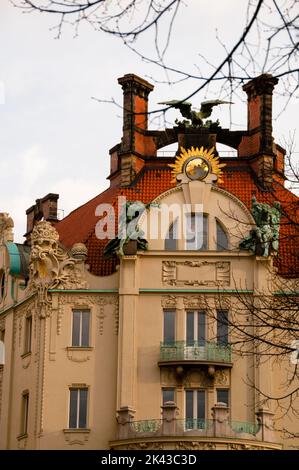 Das Art Nouveu Goethe-Institut Prag bietet Sprach- und Bibliotheksdienstleistungen in der Tschechischen Republik an. Stockfoto