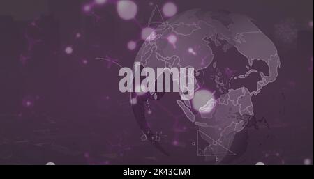 Bild von Daten mit Wissenschaftsformeln, Molekülen und Globus auf digitaler Schnittstelle. Digital Composite, Gesundheitswesen und Medizin, Wissenschaft und Technologie, bio Stockfoto