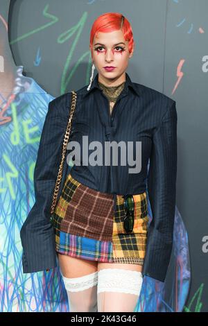 Madrid, Spanien. 29. September 2022. Dora Postigo nimmt an der Premiere des Films „RAINBOW“ im Bahnhof Principe Pio in Madrid Teil. (Foto: Atilano Garcia/SOPA Images/Sipa USA) Quelle: SIPA USA/Alamy Live News Stockfoto