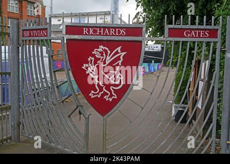 Die Sir Vivian Richards Gates im Somerset County Cricket Club, St James Street, Taunton, Somerset, England, Großbritannien, TA1 1JT Stockfoto