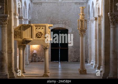 Abtei von San Clemente a Casauria, Provinz Pescara, Abruzzen, Italien, Europa. Stockfoto