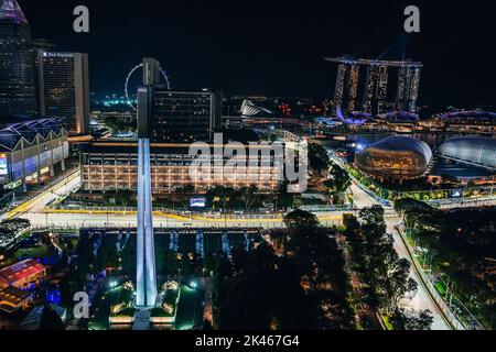 Singapur. 30. September 2022. Nichola Latifi (CDN) Williams Racing FW44. Großer Preis von Singapur, Freitag, 30.. September 2022. Marina Bay Street Circuit, Singapur. 30.09.2022. Formel 1 Weltmeisterschaft, Rd 17, Großer Preis Von Singapur, Marina Bay Street Circuit, Singapur, Trainingstag. Der Bildnachweis sollte lauten: XPB/Alamy Live News. Quelle: XPB Images Ltd/Alamy Live News Stockfoto