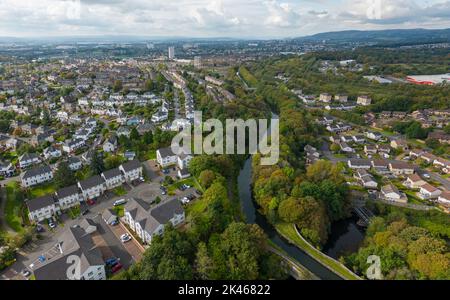 Luftaufnahme des Forth- und Clyde-Kanals bei Kelvindale und Maryhill (r) in Glasgow, Schottland, Großbritannien Stockfoto