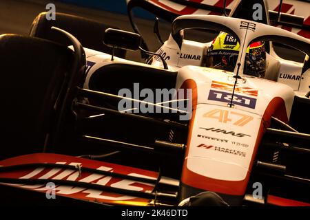 Singapur. 30. September 2022. Mick Schumacher (GER) Haas VF-22. 30.09.2022. Formel 1 Weltmeisterschaft, Rd 17, Großer Preis Von Singapur, Marina Bay Street Circuit, Singapur, Trainingstag. Der Bildnachweis sollte lauten: XPB/Alamy Live News. Quelle: XPB Images Ltd/Alamy Live News Stockfoto