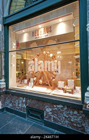 Schokoladengeschäft Neuhaus in den Galerien Saint Hubert, Brüssel, Belgien Stockfoto