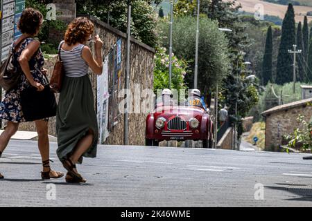 fiat 500 Sport 1949 Teilnahme an der Mille Miglia 2022 Stockfoto