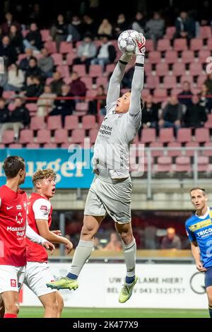 Niederlande. 30. September 2022. MAASTRICHT, NIEDERLANDE - 30. SEPTEMBER: Torwart Romain Matthys von MVV während des niederländischen Keukenkampioendivisie-Spiels zwischen MVV und Willem II am 30. September 2022 im Stadion de Geusselt in Maastricht, Niederlande (Foto: Geert van Erven/Orange Picics) Credit: Orange Pics BV/Alamy Live News Stockfoto