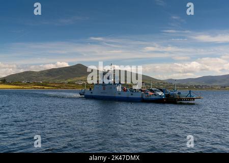 Renard Point, Irland - 8. August 2022: Blick auf die Valentia Island Fährüberfahrt von Renard Point zur Knight's Town in der Grafschaft Kerry im Westen Irlands Stockfoto