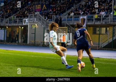 Como, Italien. 30. September 2022. Beatrice Merlo (Inter) und während Como Women vs Inter - FC Internazionale, Italienischer Fußball Serie A Frauenspiel in Como, Italien, September 30 2022 Credit: Independent Photo Agency/Alamy Live News Stockfoto