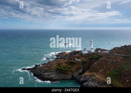 Luftlandschaftsansicht des Start Point Lighthouse und der Landzunge in South Devon am Ärmelkanal Stockfoto