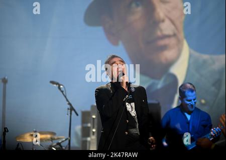 30. September 2022, Doncaster, South Yorkshire, USA: Morrissey Performing at Doncaster Dome , Doncaster , UK , 30.09.2022 (Bildnachweis: © Robin Burns/ZUMA Press Wire) Stockfoto