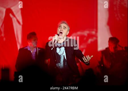 30. September 2022, Doncaster, South Yorkshire, USA: Morrissey Performing at Doncaster Dome , Doncaster , UK , 30.09.2022 (Bildnachweis: © Robin Burns/ZUMA Press Wire) Stockfoto